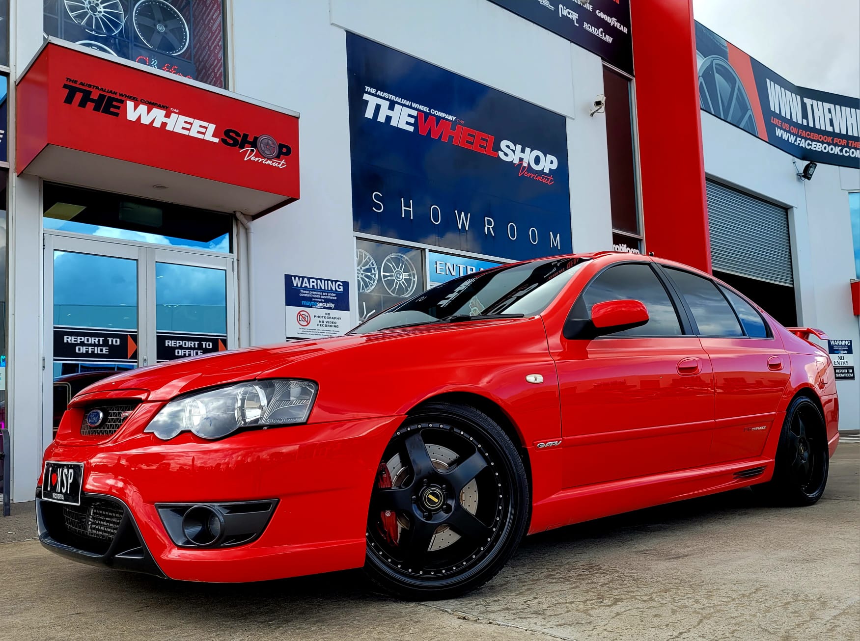FORD F6 TYPHOON WITH SIMMONS WHEELS |  | FORD